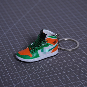 Mini Bóng Rổ Giày 3D Sneaker Keychain Bán Buôn PVC Cao Su Từ Nhà Máy Giá Phổ Biến Cao Su Móc Chìa Khóa - Product Image 3