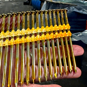 21 Degree Plastic Strip Framing <b>Nails</b> 3'' x 0.131 4000pcs with Smooth Shank Yellow Coating | Clavos en tira plástica - Product Image 1