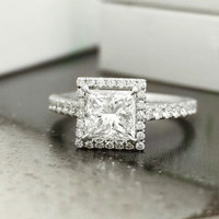 Mode 1ct D VS2 Radiant Cut Lab Créé Diamant Bague De Fiançailles De Mariage pour Femmes 14K 18K Bijoux En Or Massif