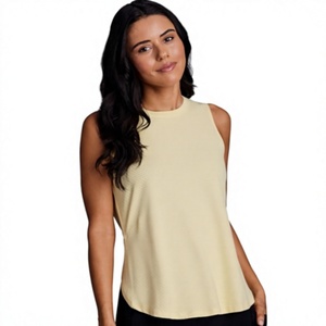 Camiseta Deportiva Elite Fit para Mujer, Camiseta de Gimnasio Power Pulse - Product Image 1