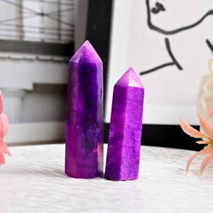 Vente en gros CrystalHola Pointe de cristal de lune violette naturelle polie, Tendance mode, Cristal apaisant, Décoration maison, bureau, chambre 4-10cm - Product Image 4