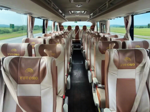 Autobús Usado en Venta en China, 30 Asientos, Diésel, Transmisión Manual, Estándar de Emisiones Euro 3, Volante a la Derecha e Izquierda - Product Image 1