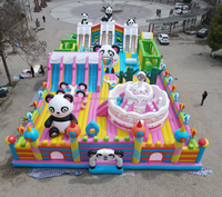 Parc de trampoline gonflable à thème panda grand château de saut gonflable personnalisation d'usine extérieure avec ventilateur