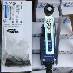 ลิมิตสวิตช์ Schneider รุ่น XCKMR54D1H29 แบบ SPDT วัสดุโลหะ ระดับ IP20 สำหรับใช้งานในอุตสาหกรรม - Product Image 2