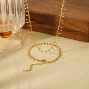 Collar de aleación de zinc con diseño de púas, joyería geométrica de moda en tono dorado para mujer TN3285 - Product Image 1