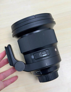 Objectif 105mm f/1.4 DG HSM Art F — Maître du Bokeh, roi des téléobjectifs moyens, excellent état, entièrement fonctionnel ! - Product Image 2