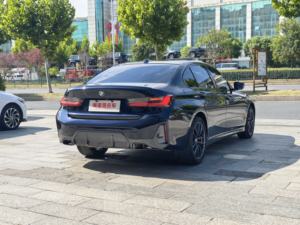 Lujo chino de <span class=keywords><strong>segunda</strong></span> <span class=keywords><strong>mano</strong></span>-<span class=keywords><strong>BMW</strong></span> <span class=keywords><strong>Serie</strong></span> 3 2023 325Li <span class=keywords><strong>M</strong></span> Paquete deportivo nocturno Bajo kilometraje 2,0 T 5 plazas - Product Image 4