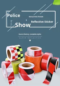 Nastro e Adesivi Riflettenti Rotondi Personalizzati Rosso e Bianco in PET ad Alta Resistenza Autoadesivi per la Sicurezza dell'Auto - Product Image 5