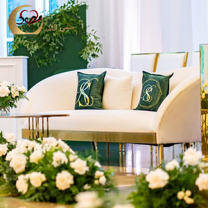 Sofá de boda de terciopelo con trono de pareja Loveseat para novia y novio - Product Image 2