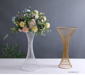 Decoración piso mesa principal de <span class=keywords><strong>camino</strong></span> de hierro romana macetas de flores de hierro hueco florero - Product Image 2