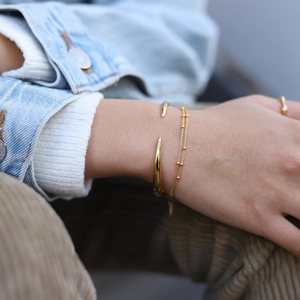 สร้อยข้อมือลูกปัดสองสายเคลือบทอง 18K ROXI ดีไซน์ทันสมัยสำหรับผู้หญิง - Product Image 6