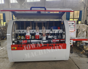 Raboteuse à quatre faces à 6 têtes pour le travail du bois |   Machine à façonner à quatre côtés pour le traitement du bois - Product Image 1