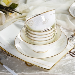 Service de table personnalisé en porcelaine fine à motif floral, 60 pièces, assiettes et bols, vente en gros - Product Image 2