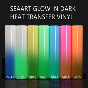 โรงงานขายส่งสีขาวเปลี่ยน <span class=keywords><strong>Aquamarine</strong></span> Glow In The Dark ฟิล์มส่องสว่างความร้อนไวนิลสำหรับเสื้อยืด - Product Image 4