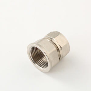 Giunto idraulico per bagno modello corto femmina che riduce il <span class=keywords><strong>materiale</strong></span> di accoppiamento in ottone - Product Image 2