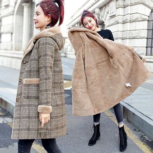 <span class=keywords><strong>Cappotto</strong></span> da <span class=keywords><strong>Donna</strong></span> S-4XL Nuovo Stile Occidentale Abito Invernale Felpa Calda con Cappuccio e Collo in <span class=keywords><strong>Pile</strong></span> Imbottito - Product Image 1