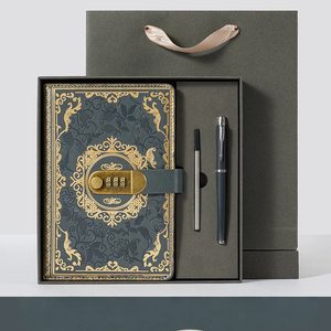 Set Regalo Vintage con Taccuino A5 con Lucchetto, <span class=keywords><strong>Penna</strong></span> e Ricarica, Raffinato ed Elegante - Product Image 2