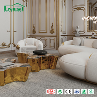 Conjunto de Muebles de Lujo para Villa, Sofá Seccional Curvo de Diseño Italiano con Detalles Metálicos Ornamentados para Proyectos Residenciales de Élite