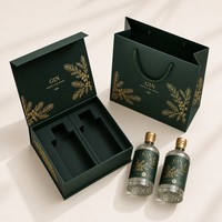 Boîte cadeau double gin personnalisée, boîte rigide vert émeraude avec feuille d'ormeau dorée, emballage pour deux bouteilles de gin
