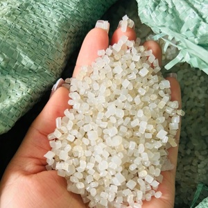 Qualité de moulage de particules molles transparentes de granules de PVC de pureté 100% certifiée ISO pour les composants électroniques et électriques - Product Image 3