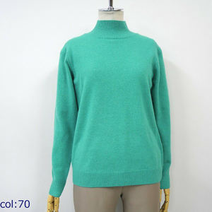 Vente en gros de pull tricoté solide en cachemire 100% de style décontracté pour femmes, col haut, manches longues, sensation douce et confortable - Product Image 1