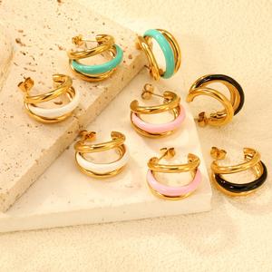 ต่างหูห่วงสแตนเลสชุบทอง 18k สามชั้น ดีไซน์เรขาคณิต ทันสมัย สีสันสดใส คลาสสิก สำหรับผู้หญิง - Product Image 1