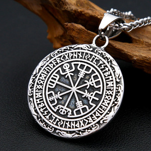 Yunnique – collier avec pendentif boussole et lettres Viking pour hommes, en acier inoxydable, chaîne en os de Dragon de 60cm, bijoux cadeau - Product Image 2