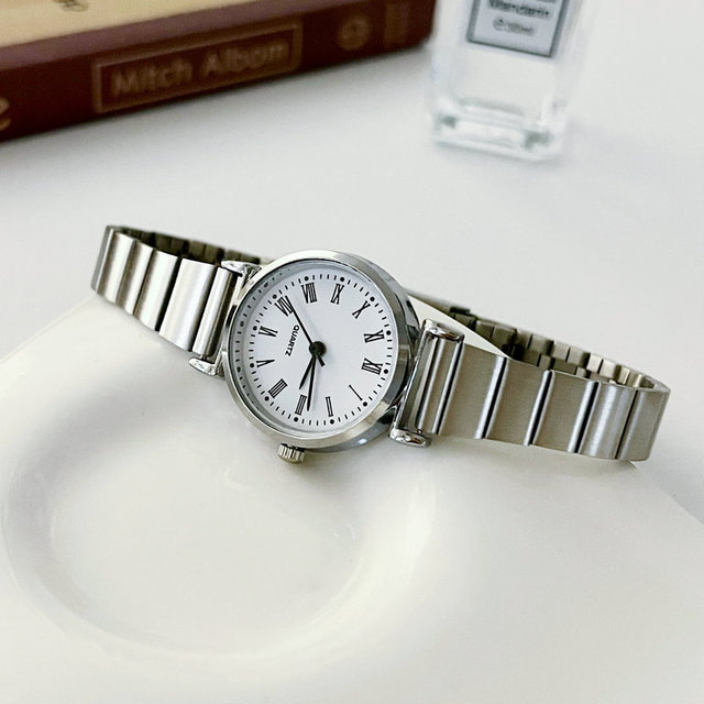 Ladies Minimalist Retro Bamboo Strap Digital Watch Alloy case Quartz Glass Creative Fashion Ladies  Watch