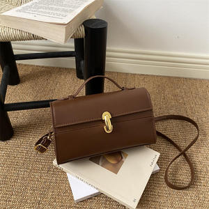 <span class=keywords><strong>Sac</strong></span> à <span class=keywords><strong>main</strong></span> classique 2026 pour <span class=keywords><strong>femme</strong></span>, <span class=keywords><strong>sac</strong></span> vintage carré à poignée supérieure avec fermoir torsadé doré, <span class=keywords><strong>sac</strong></span> à bandoulière durable pour le <span class=keywords><strong>travail</strong></span> et le quotidien - Product Image 2