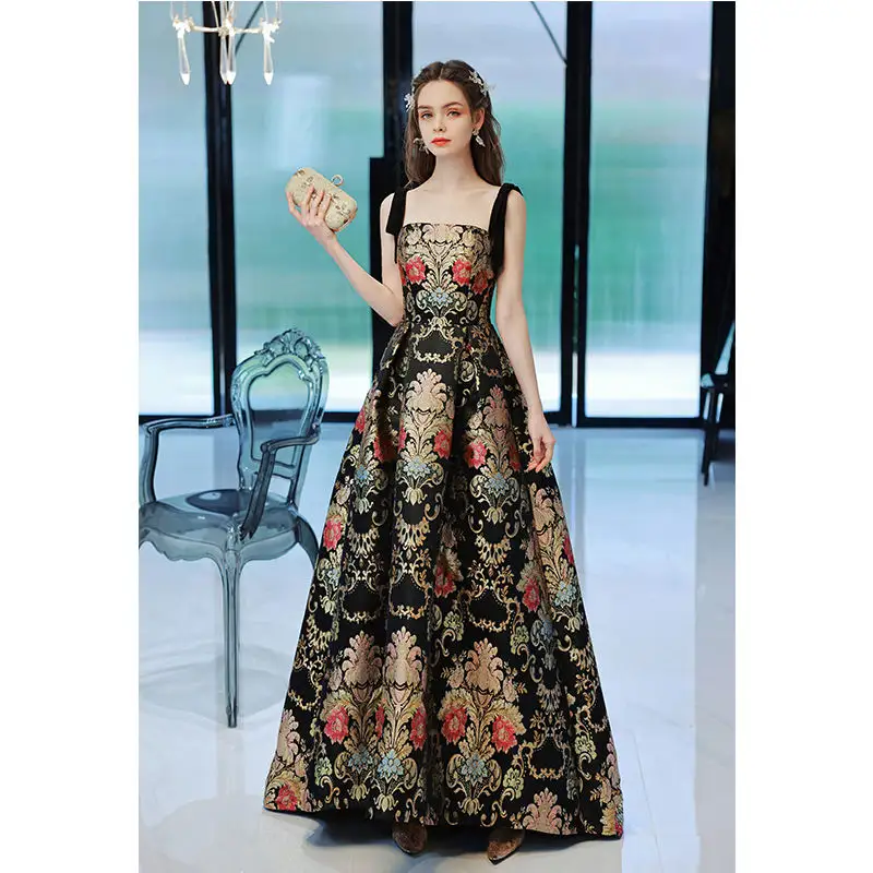 2022 Most Popular Embroidered Vintage Luxury Black Floral Party Prom Women Evening Dresses