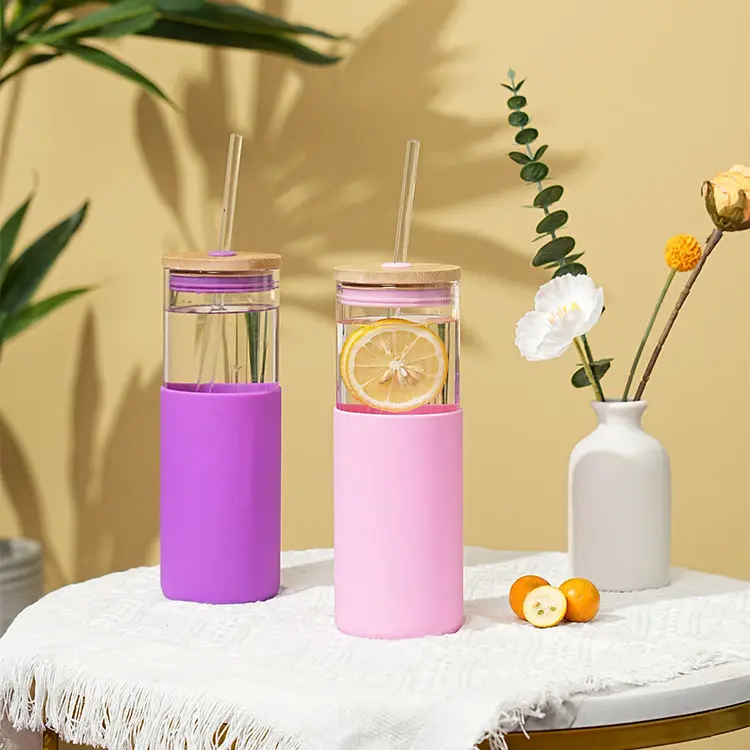 Chai thủy tinh 20oz 600ml bpa free glass nước tumbler rơm tùy chỉnh chai nước thủy tinh với nắp tre