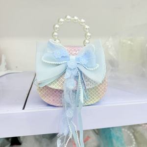 Wholesale Girls Cute Flower Pearl Candy <b>Bag</b> <b>Mini</b> Shoulder <b>Bag</b> Lightweight Small Coin Purse - Product Image 4