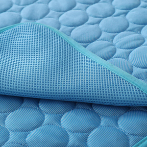 Stock Best Seller Machine Washable 6 Sizes Cold Summer Dog <b>Cooling</b> Mat - Product Image 3