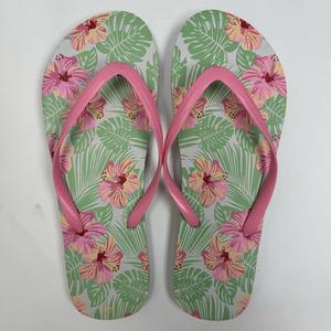 Marca personalizada logotipo brillante PVC correas goma chanclas Tanga zapatilla para hombres mujeres - Product Image 3