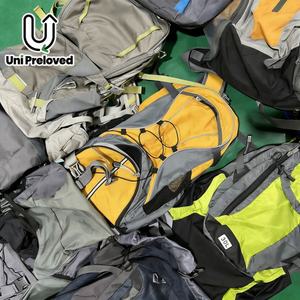 A26 Vente en gros de sacs d'occasion, sacs de randonnée pour hommes et femmes, sacs d'extérieur usagés en balles - Product Image 6