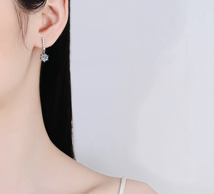 <span class=keywords><strong>GICA</strong></span> 1CT 6.5 มม. D <span class=keywords><strong>สี</strong></span> VVS มอยส์ซาไนต์ต่างหูสำหรับผู้หญิงประกายเพชรแล็บไดมอนด์ GRA รับรองเครื่องประดับเงินแท้ 925 - Product Image 4