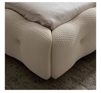 Lit double en tissu tricoté Rochburg, style italien minimaliste moderne, luxe léger, pour chambre principale, couleur crème, lit de villa, origine Chine