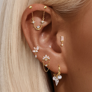 Pendientes de Moda con Borla Pequeña, Chapados en Oro de 18k, para Mujer - Product Image 4