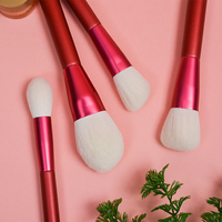 Pinceaux complets de luxe pour maquilleur Ruby Face Bling Docolor 12 pièces ensemble de pinceaux de maquillage professionnel cosmétiques logo personnalisé