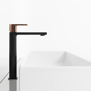 Vendita calda di Design moderno commerciale in ottone rubinetto per <span class=keywords><strong>lavabo</strong></span> acqua fredda calda cascata bagno <span class=keywords><strong>miscelatore</strong></span> rubinetto <span class=keywords><strong>con</strong></span> valvola in ceramica - Product Image 4