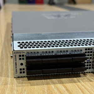 Arista DCS-7280CR3MK-32D4S-F <b>POE</b> Network <b>Switch</b> with 420Gbps Capacity 32 Ports 10/100/1000Mbps Transmission Rate - Product Image 2