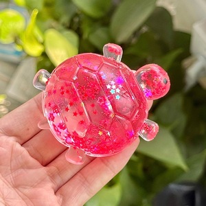 Ornement à presser en forme de tortue transparente, avec rembourrage étoilé scintillant, pour une décoration relaxante et douce au toucher - Product Image 6