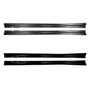 สเกิร์ตข้างรถยนต์ Mercedes-Benz A-Class W176 และ Cla-Class C117 สีดำด้านลายคาร์บอนไฟเบอร์ ปี 2013-2018 - Product Image 2