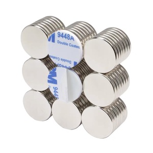 Compre el imán de disco de <span class=keywords><strong>neodimio</strong></span> autoadhesivo circular reutilizable más fuerte de 10m x 1mm N35 para manualidades - Product Image 5