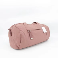Tas Duffel Gym Yoga Unisex Modern Ringan yang Dapat Disesuaikan, Kapasitas Besar, Tahan Air, Model Bucket, Portabel dengan Lapisan Poliester