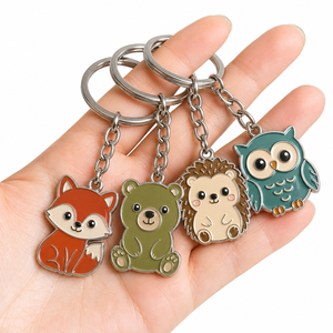 Fabrication de porte-clés personnalisés en émail doux ou dur, porte-clés personnalisés avec logo, métal plaqué argent, porte-clés 3D 2D personnalisés - Product Image 1