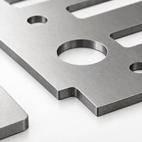 Fabrication sur mesure de tôles d'acier laminées à froid, découpe laser, pliage, soudage, boîtiers métalliques OEM ODM
