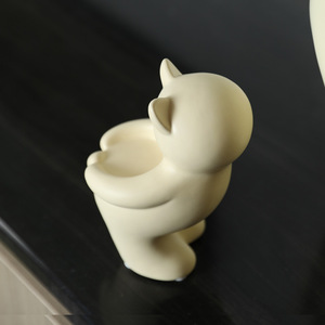 Подсвечник из смолы - Product Image 1