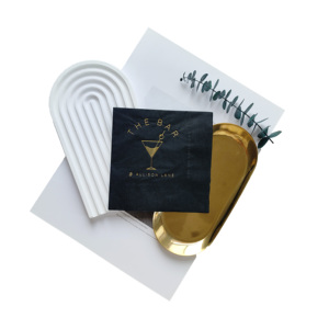 Serviettes en <span class=keywords><strong>papier</strong></span> noires jetables personnalisées <span class=keywords><strong>de</strong></span> cocktail <span class=keywords><strong>de</strong></span> logo d'<span class=keywords><strong>or</strong></span> d'estampillage à chaud en gros pour l'anniversaire <span class=keywords><strong>de</strong></span> mariage - Product Image 2