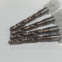 Foret en carbure de haute qualité sans refroidissement pour l'acier 3XD 5XD